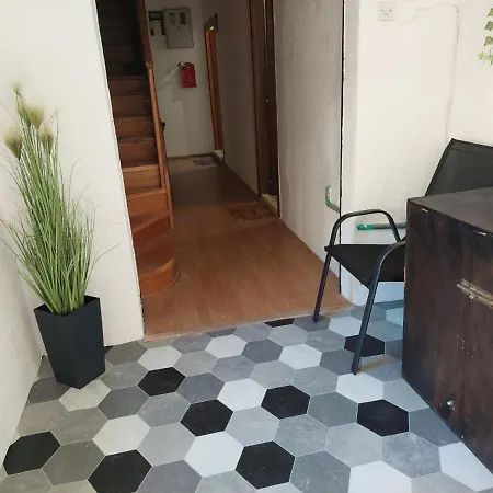 Niko Ii 5 Min To Center Appartement